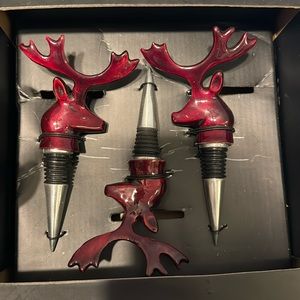 Beautiful Christmas wine stoppers